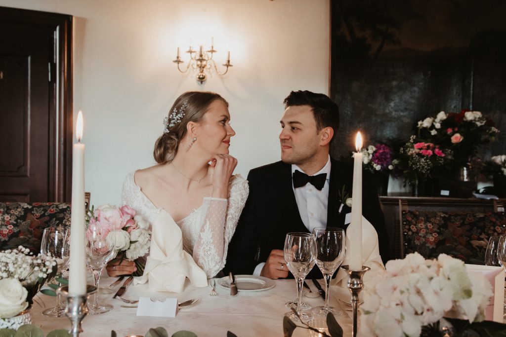 Hochzeit Auf Burg Schnellenberg Seite An Seite Hochzeitsfotografie